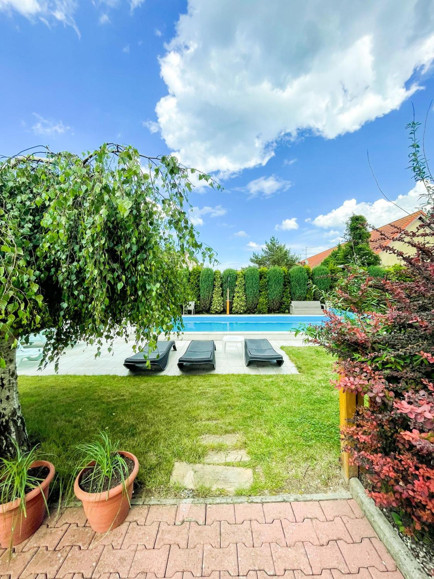 Riviera -Adults Only Villa Rewal Ngoại thất bức ảnh